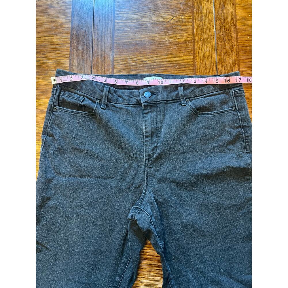 Jessica Simpson High Rise Skinny Jeans Black Faded Wash Denim Size 14/32 Stretch - Picture 5 of 12
